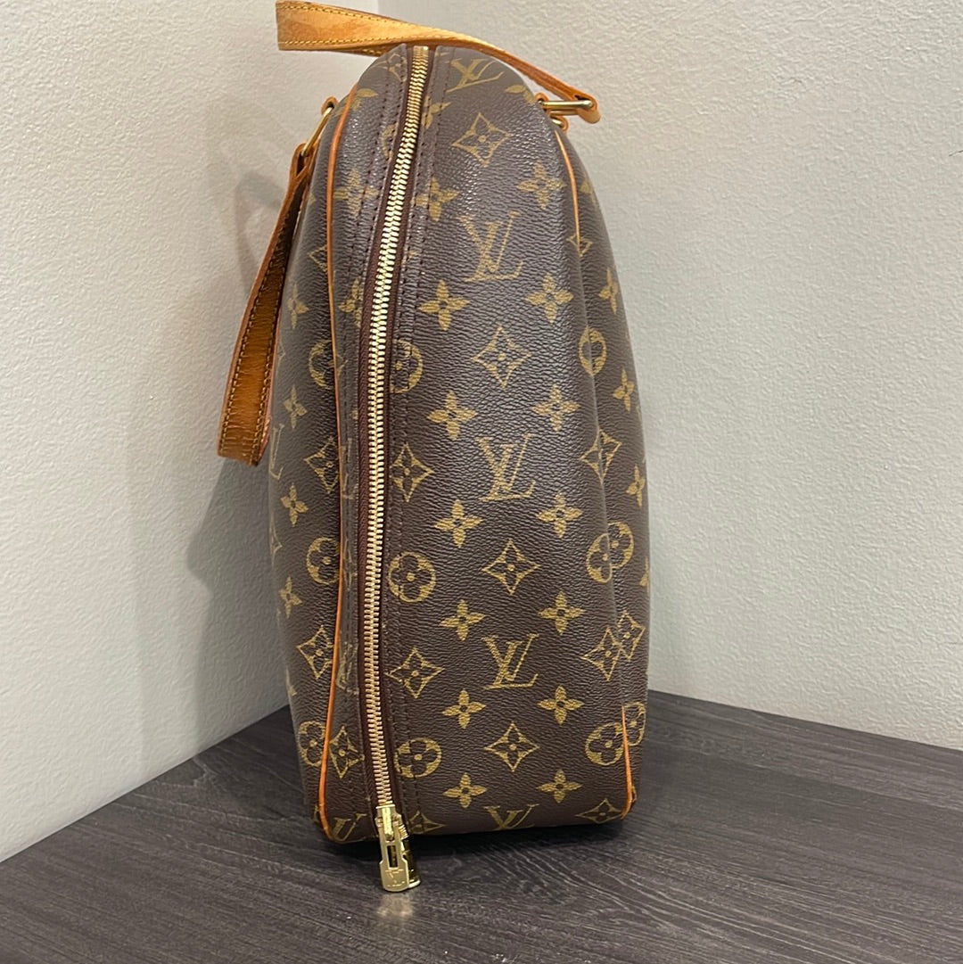 SOLD! Louis Vuitton Monogram Excursion Bag