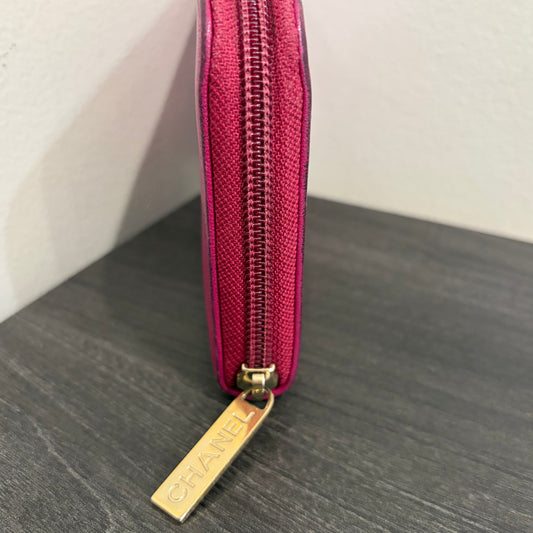 #1714 CHANEL Pink Zip Wallet