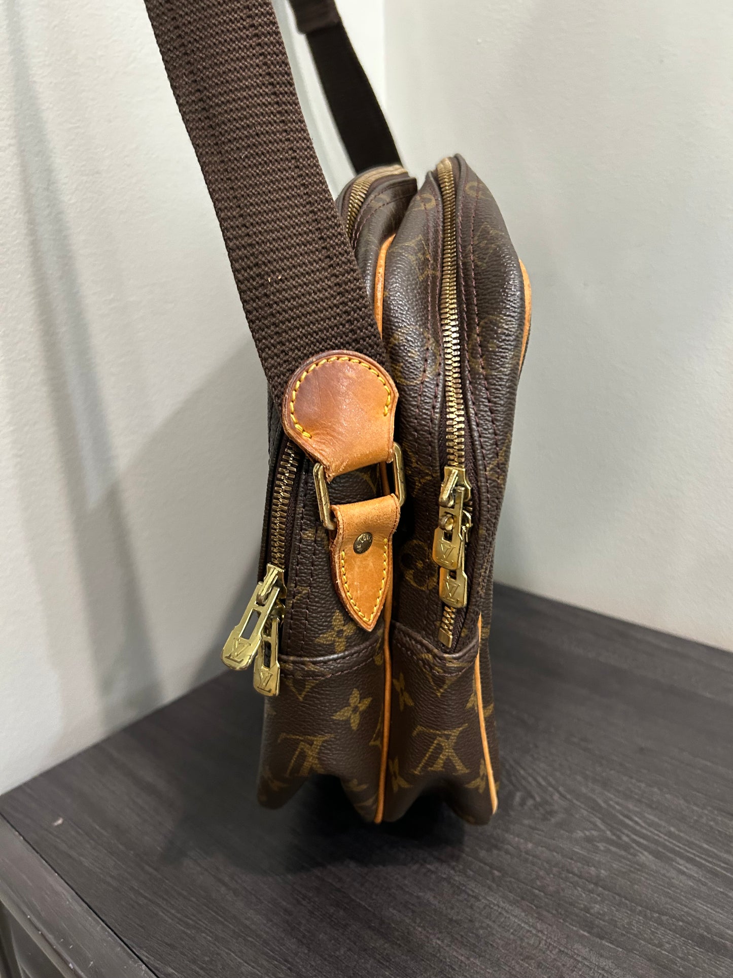 24 HOUR FLASH SALE #273 LOUIS VUITTON Reporter GM