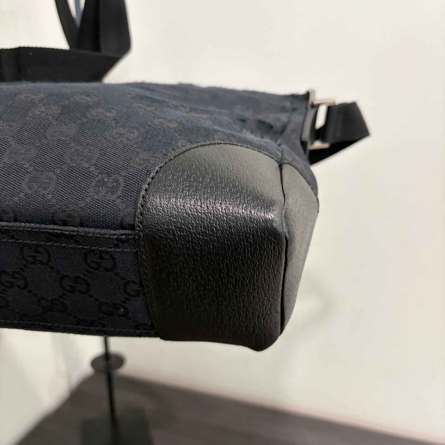 #3231 GUCCI Black Canvas Shoulder Bag