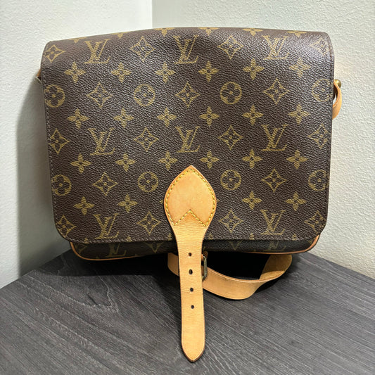 #228 LOUIS VUITTON Cartouchiere GM