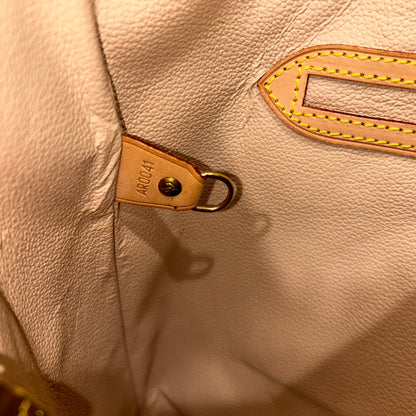 #417 LOUIS VUITTON Bucket GM