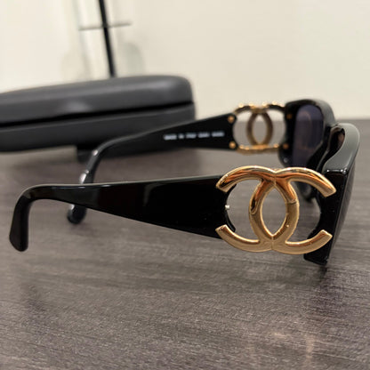#8238 CHANEL CC Sunglasses
