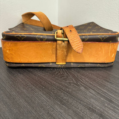 #336 LOUIS VUITTON Cartouchiere GM