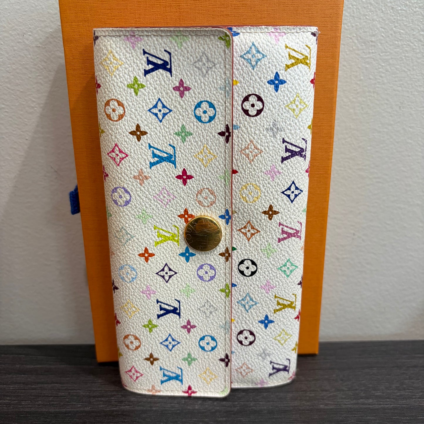 #1101-03 LOUIS VUITTON x MURAKAMI White & Pink Sarah Wallet with Removable Chain