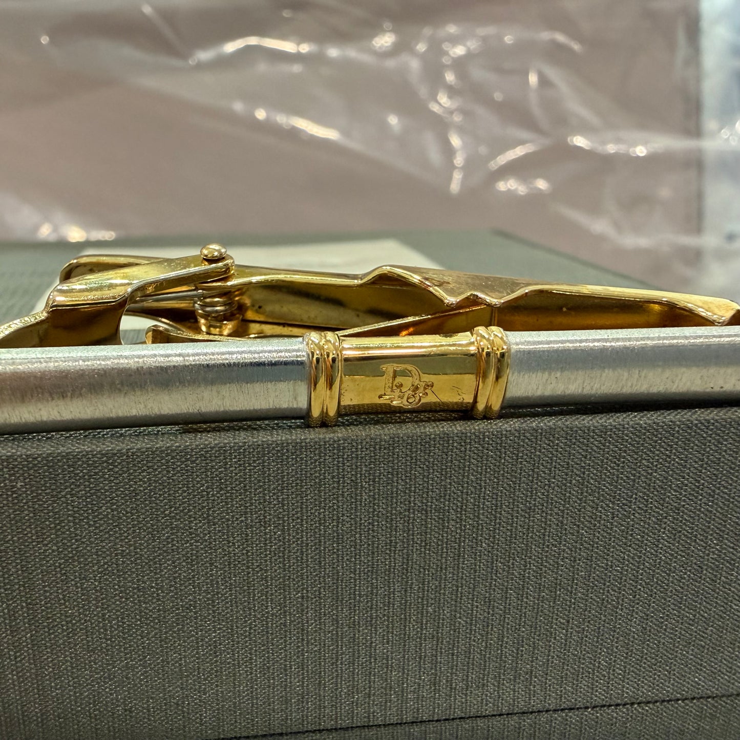 8810 CHRISTIAN DIOR Cufflinks & Tie Clip Set