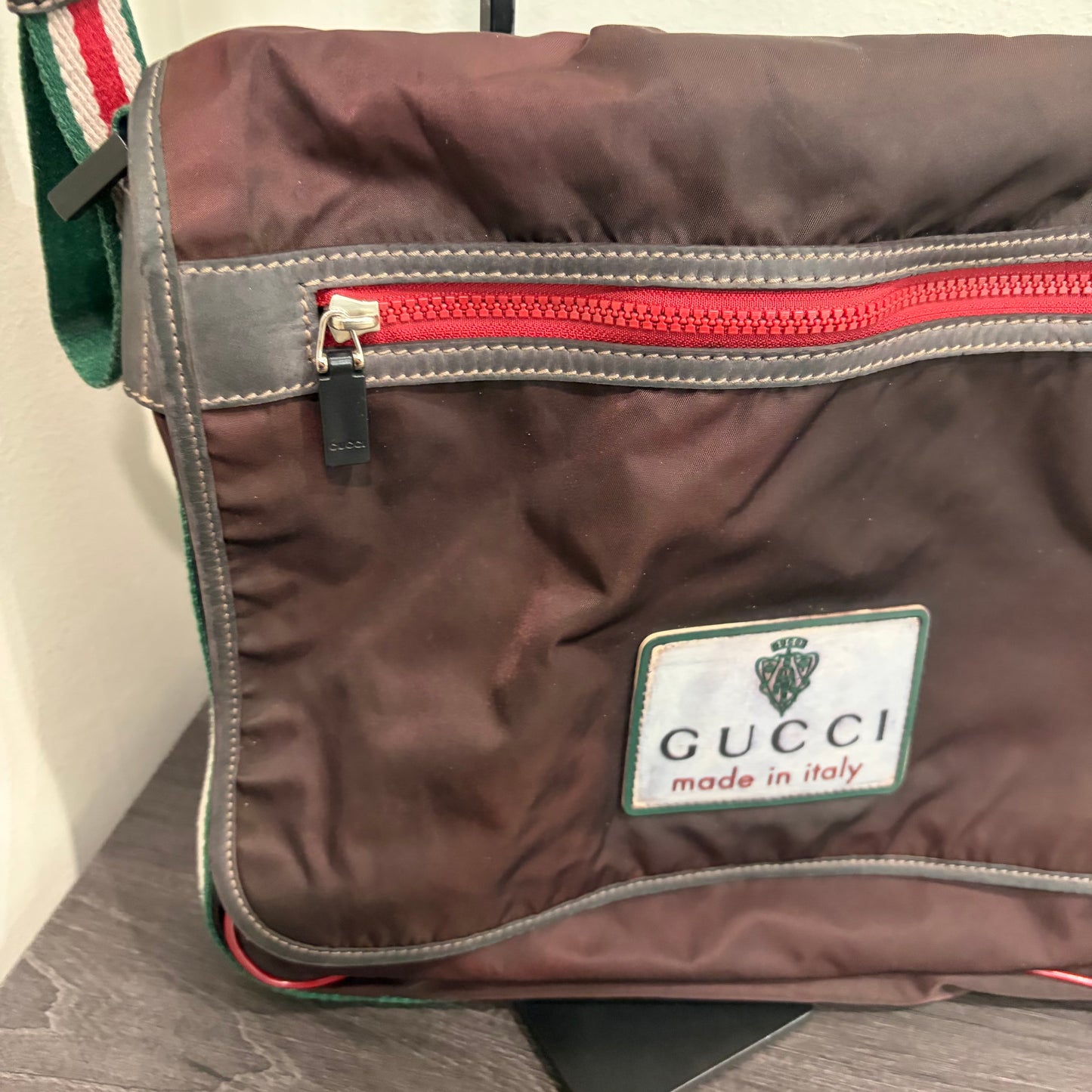 #9110 GUCCI Vintage Synthetic Laptop Satchel