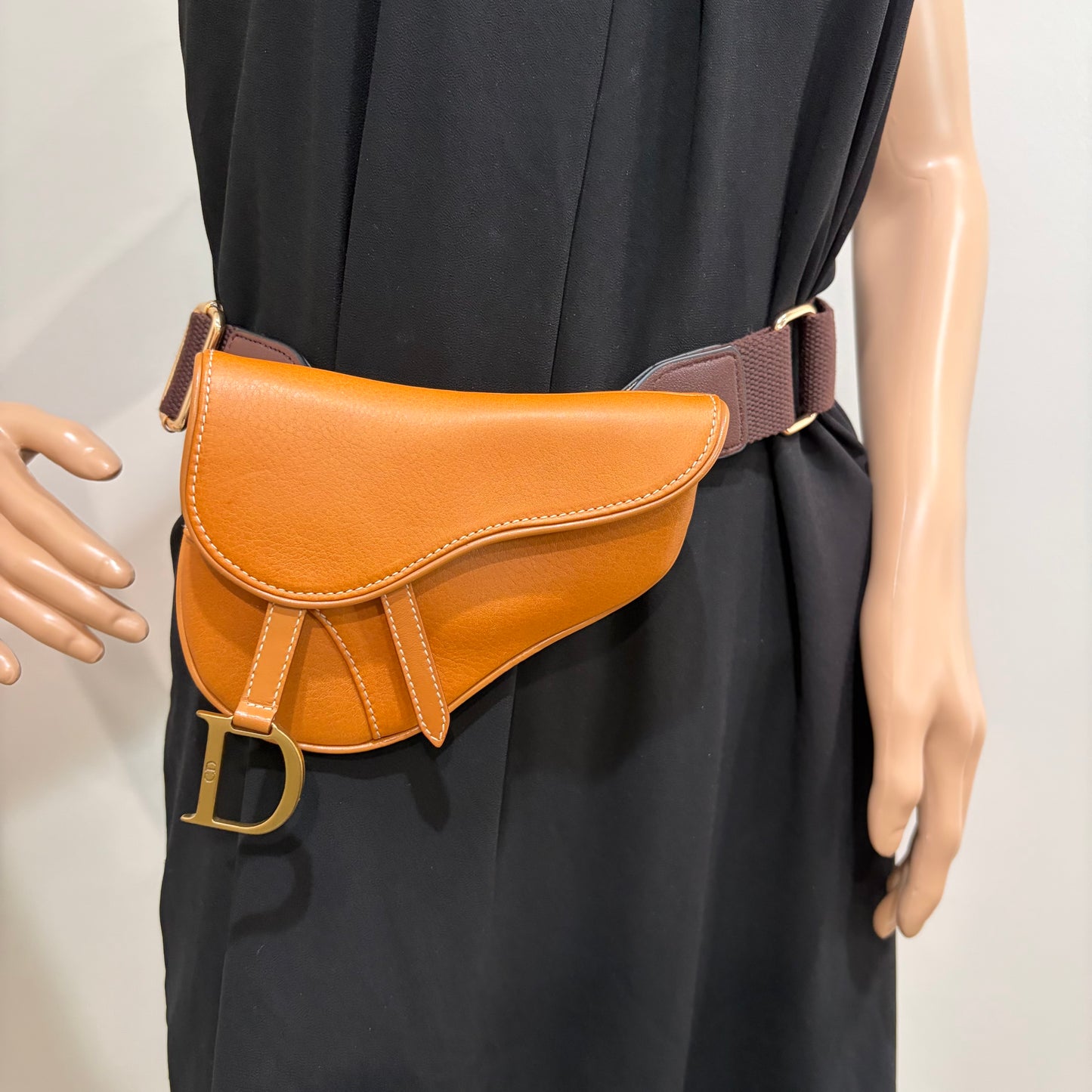 #1120 CHRISTIAN DIOR Mini Leather Saddle Pouch Belt Bag