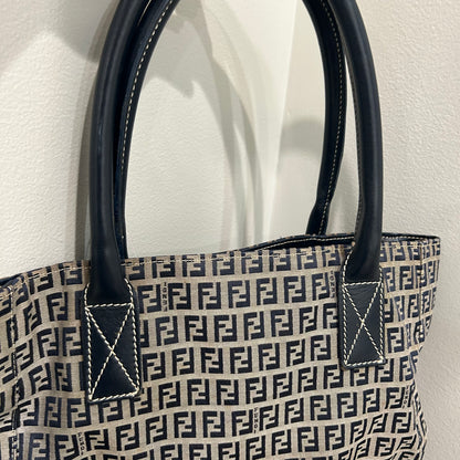#415 FENDI Tote