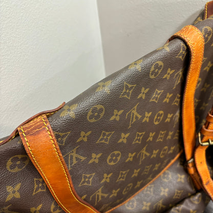 #321 LOUIS VUITTON Saumur 43