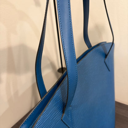 #8248 LOUIS VUITTON Epi Leather St Jacques GM