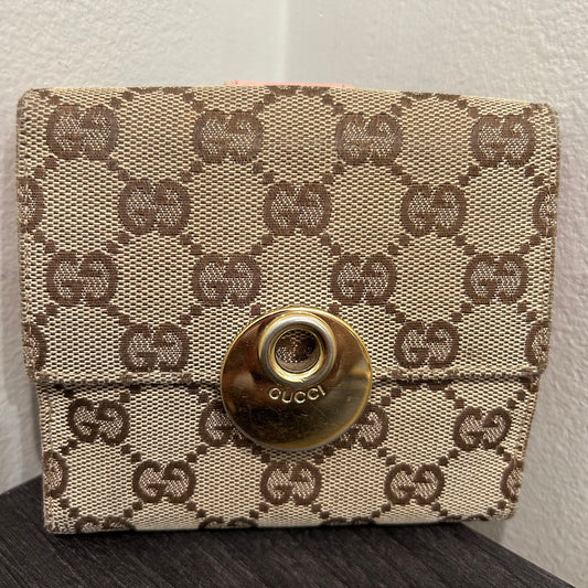 SOLD! Gucci Wallet