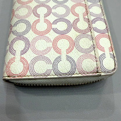 1215-08 COACH Zip Wallet