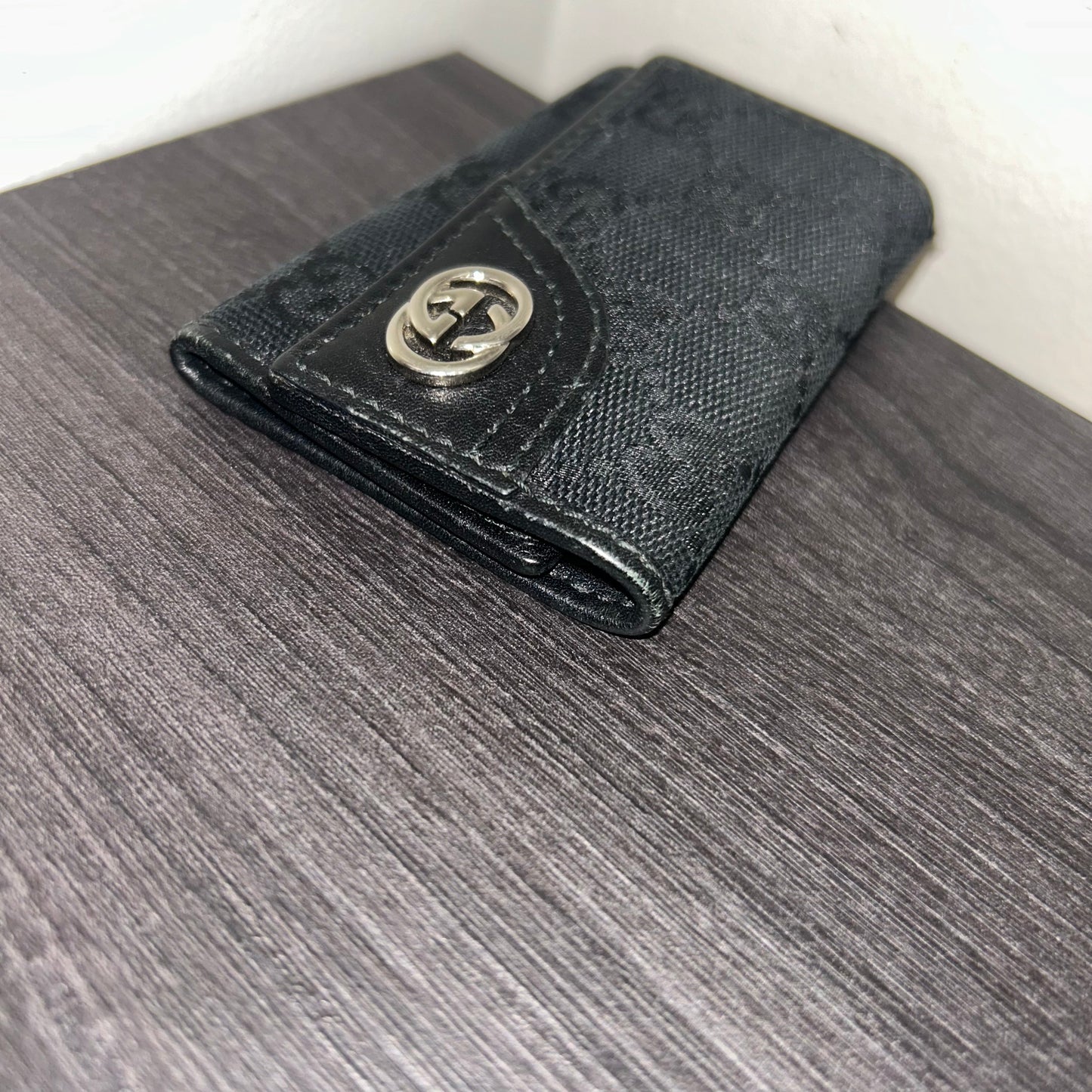 #185 GUCCI Canvas Key Case