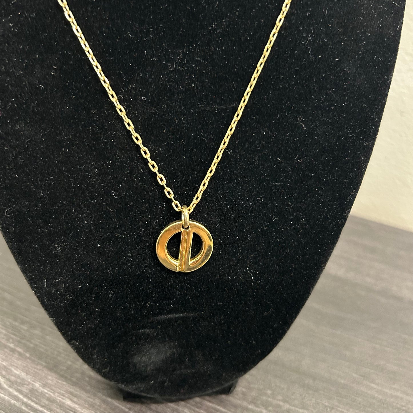 1037 DIOR Pendant Necklace