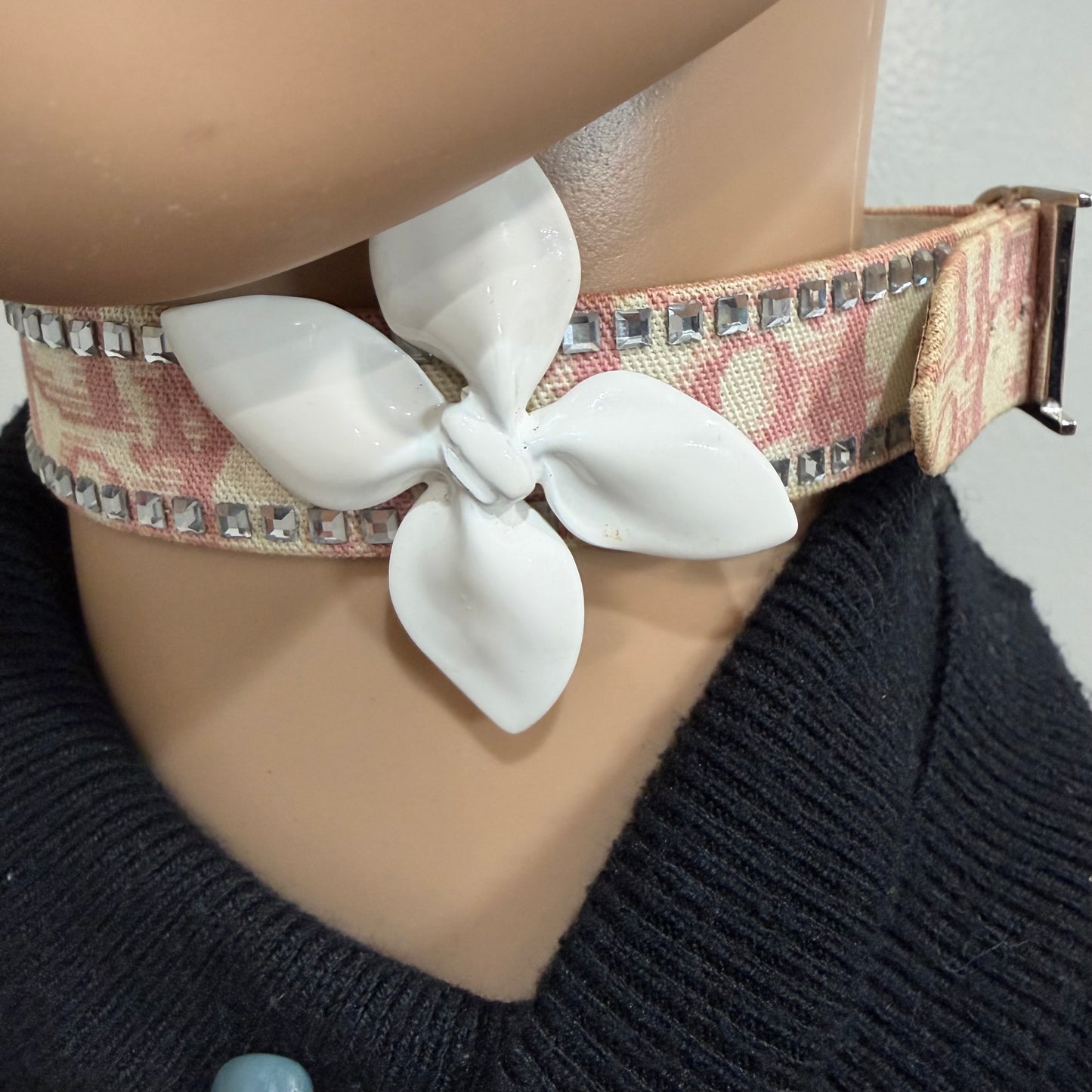 8845 CHRISTIAN DIOR Pink Diorissimo Embellished Choker MSRP $580