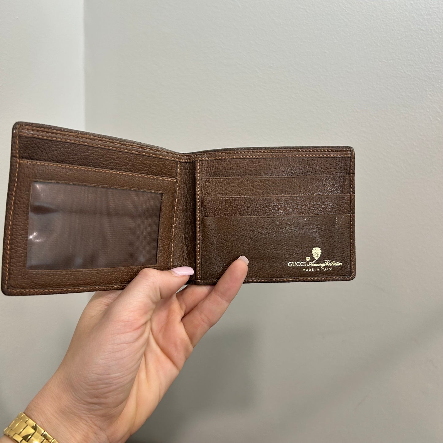 #198 GUCCI Men’s Wallet