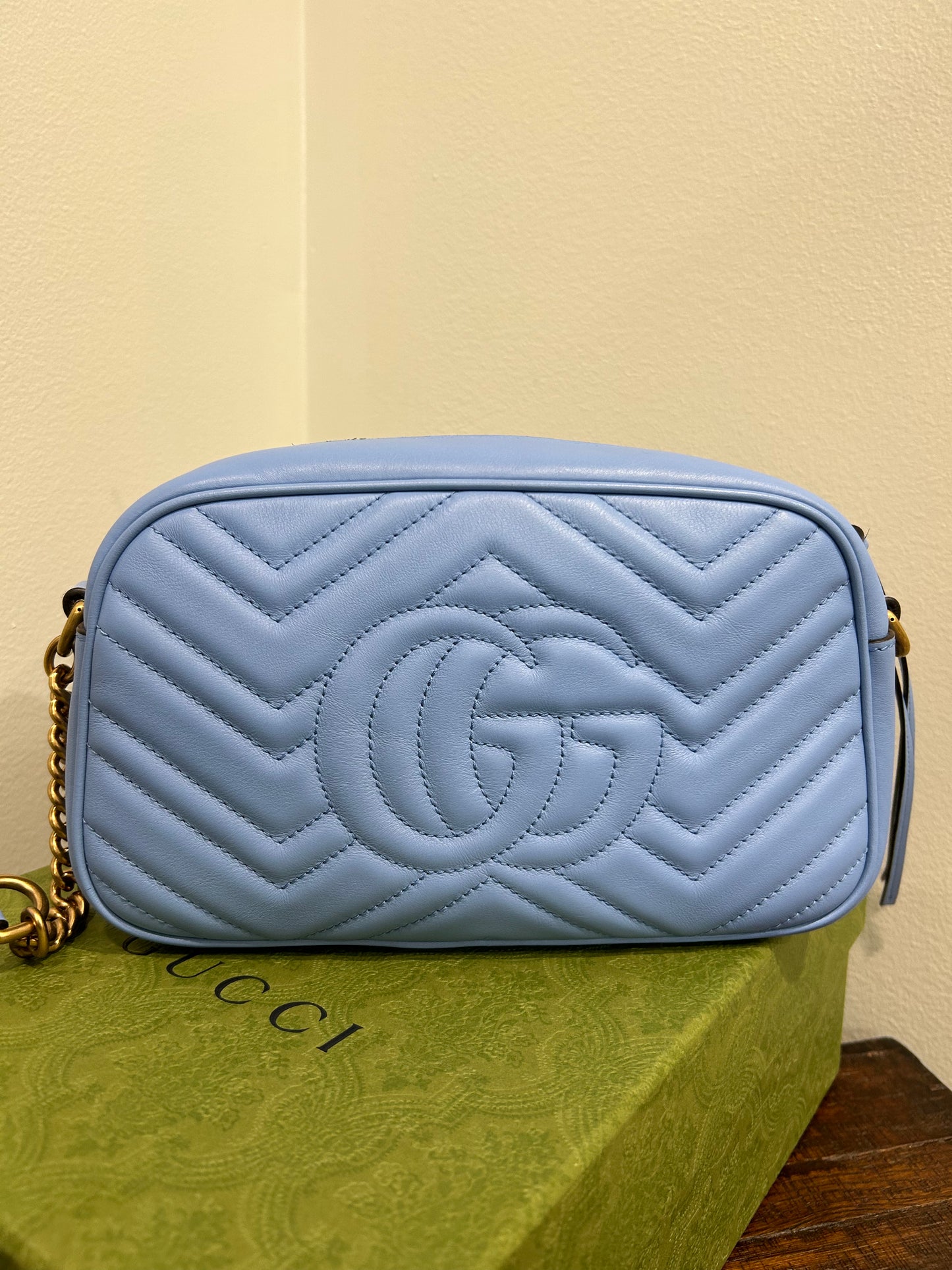 NEW GUCCI GG MARMONT SMALL SHOULDER BAG