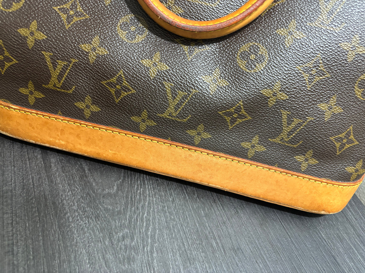 #222 LOUIS VUITTON Alma