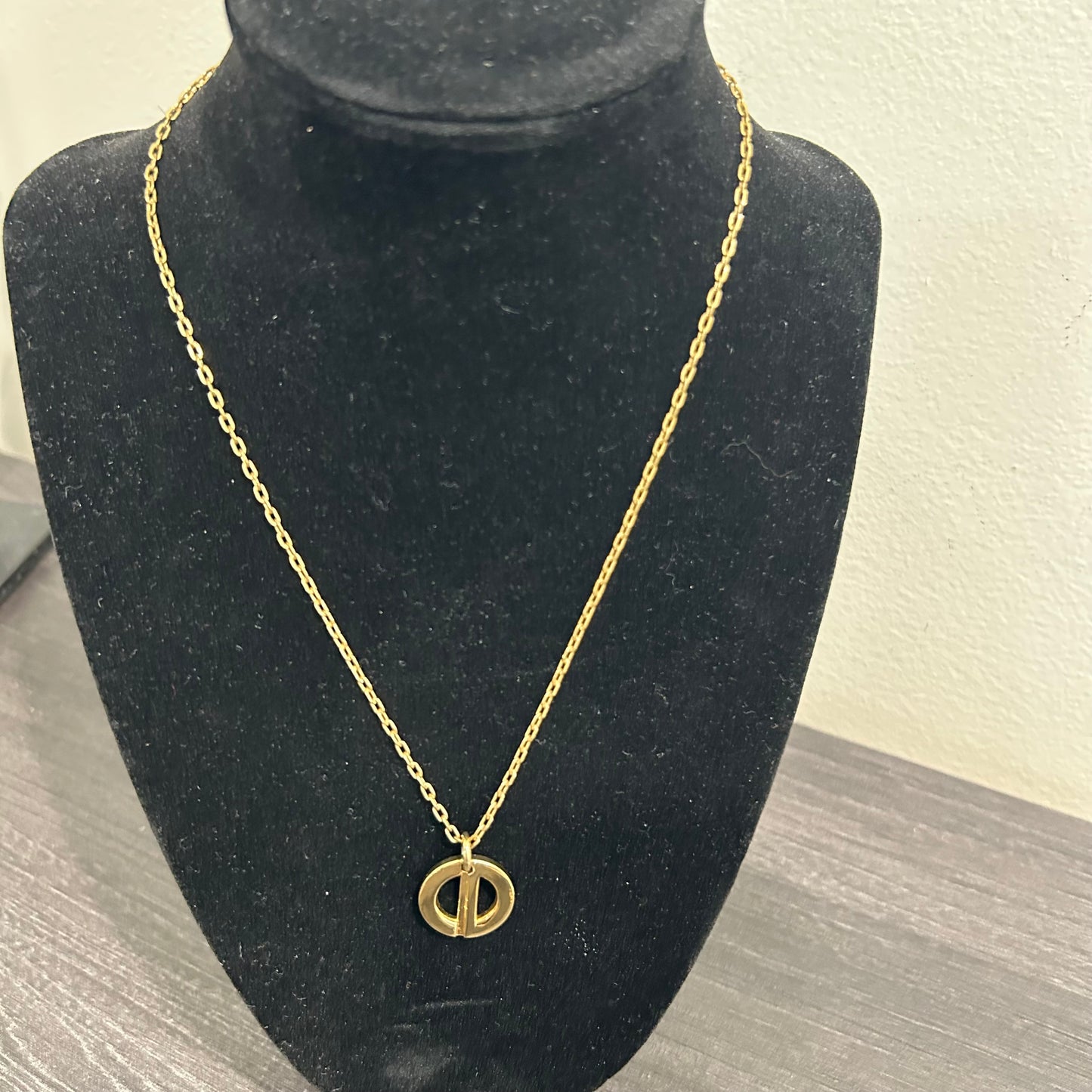 1037 DIOR Pendant Necklace