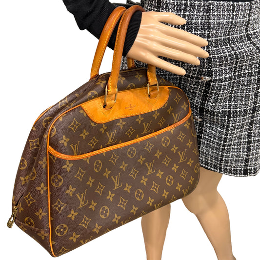 #8258 LOUIS VUITTON Deauville