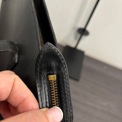 1119 LOUIS VUITTON Saint Jacques GM