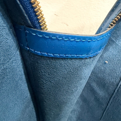 #8276 LOUIS VUITTON Blue Epi Lussac GM