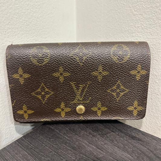 #103 LOUIS VUITTON Wallet