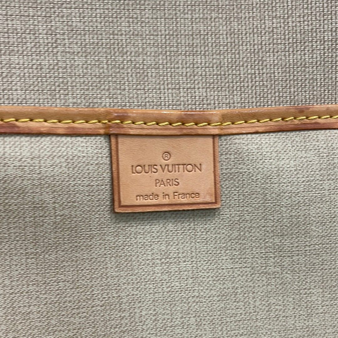 SOLD! Louis Vuitton Monogram Excursion Bag