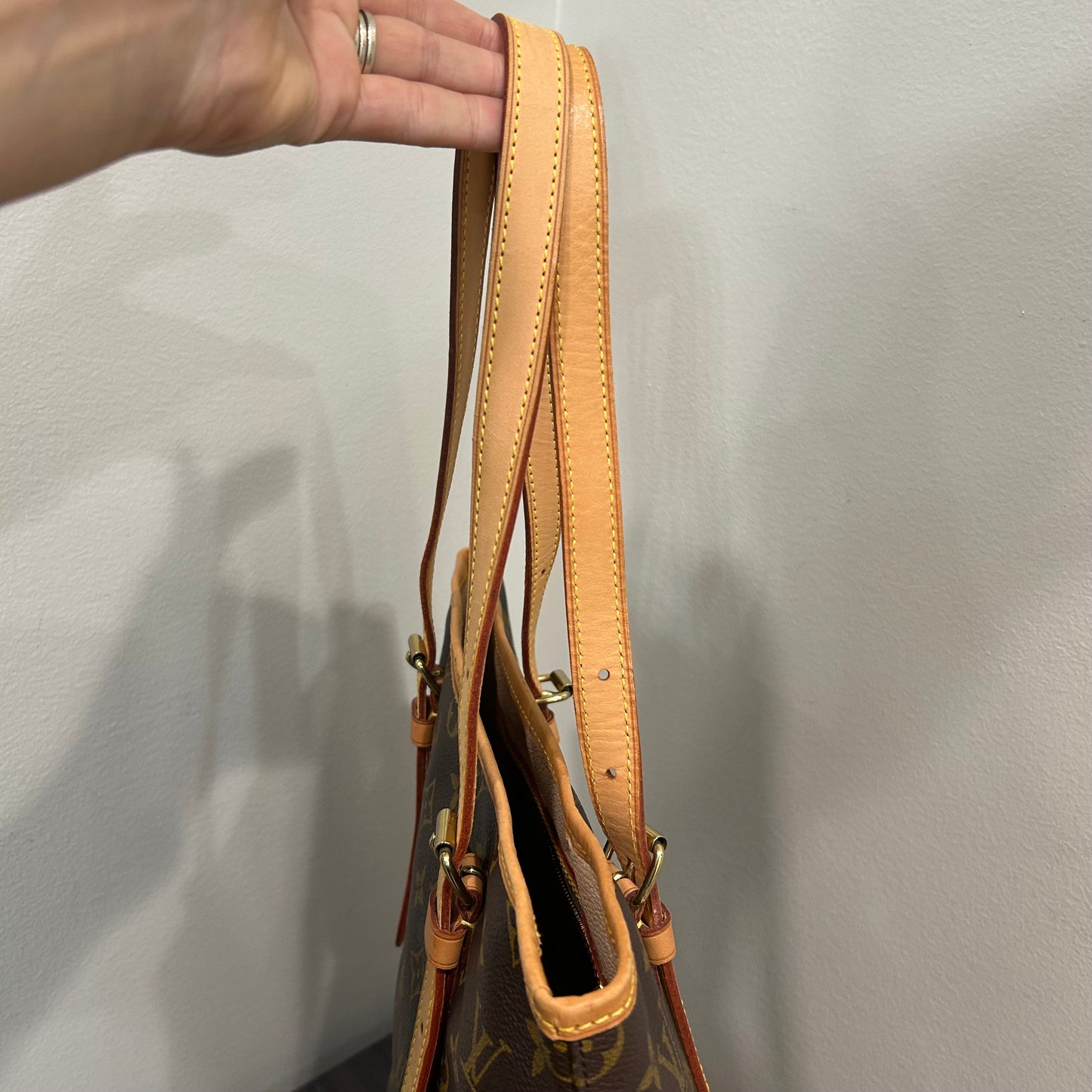 #417 LOUIS VUITTON Bucket GM