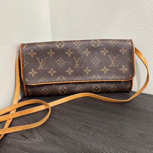 CLEARANCE Louis Vuitton Twin Pochette GM