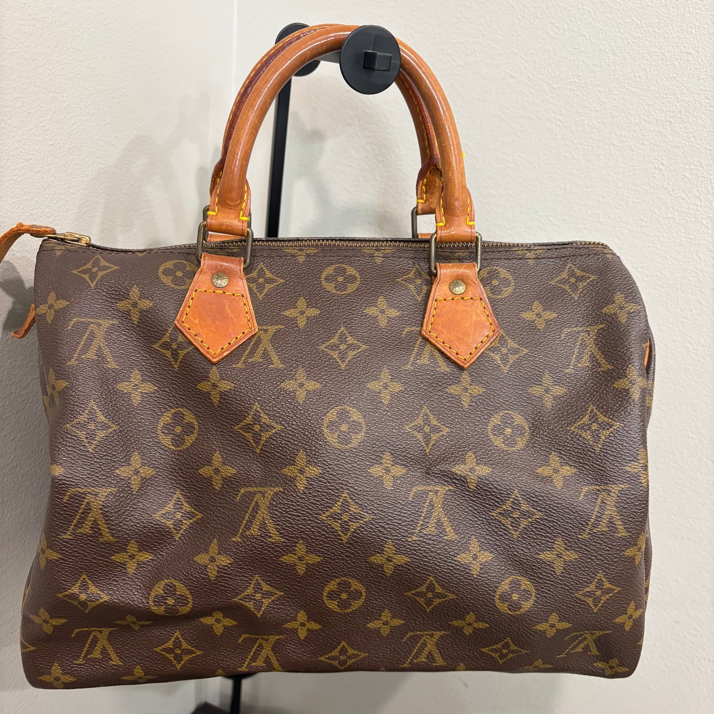 #8231 LOUIS VUITTON Speedy 30