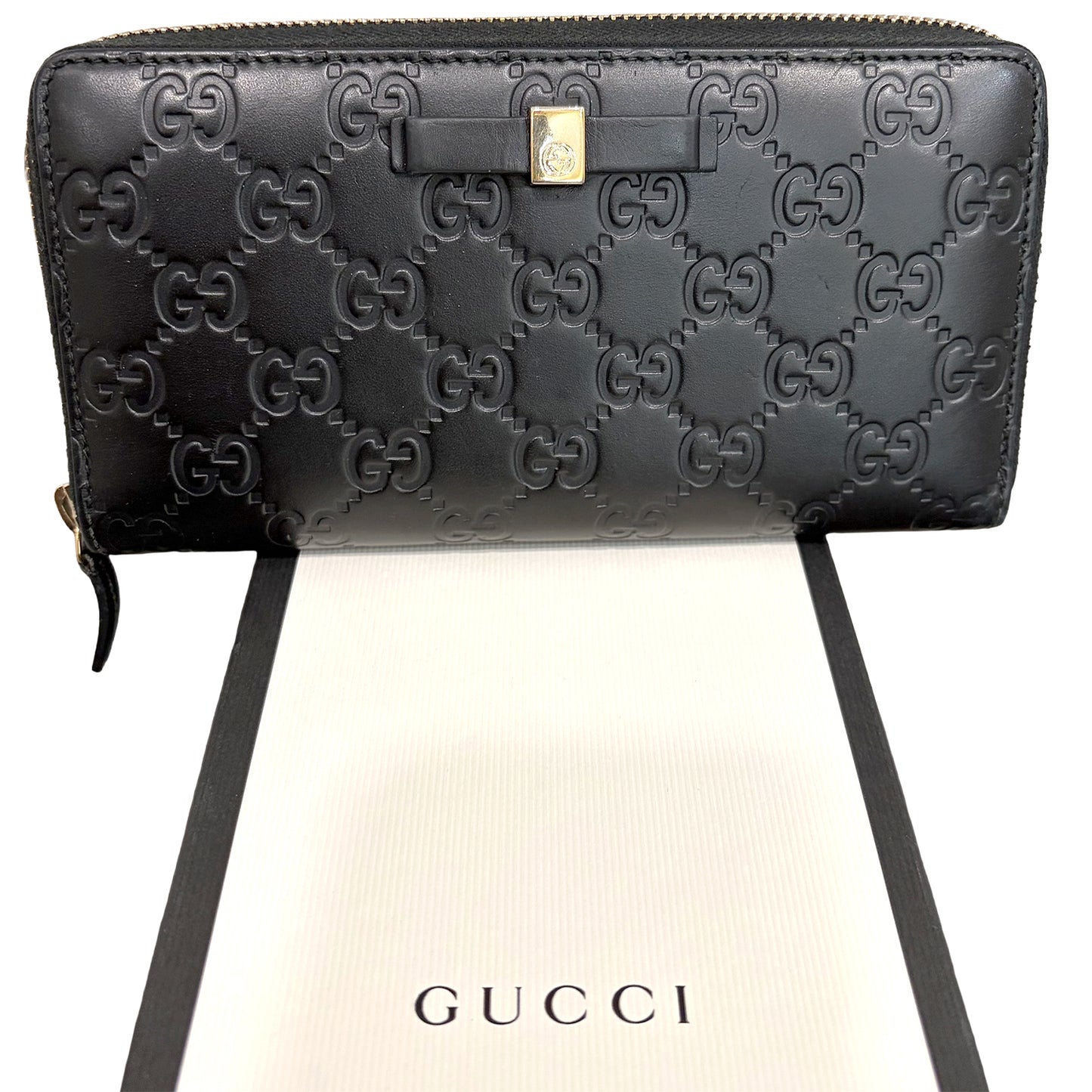 #3233 GUCCI Black Zip Wallet