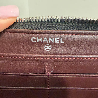 #3236 CHANEL 2018-2019 Black Zip Wallet