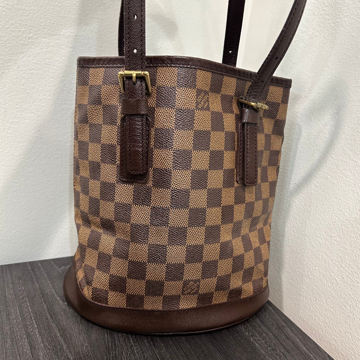 #405 LOUIS VUITTON Damier Bucket PM