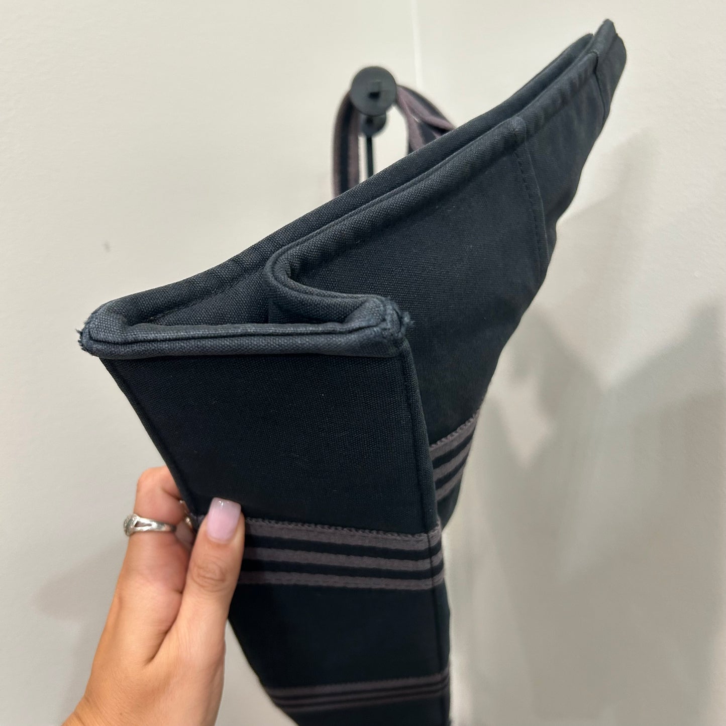 1066 HERMÈS Toile Fourre-Tout MM Tote Blue