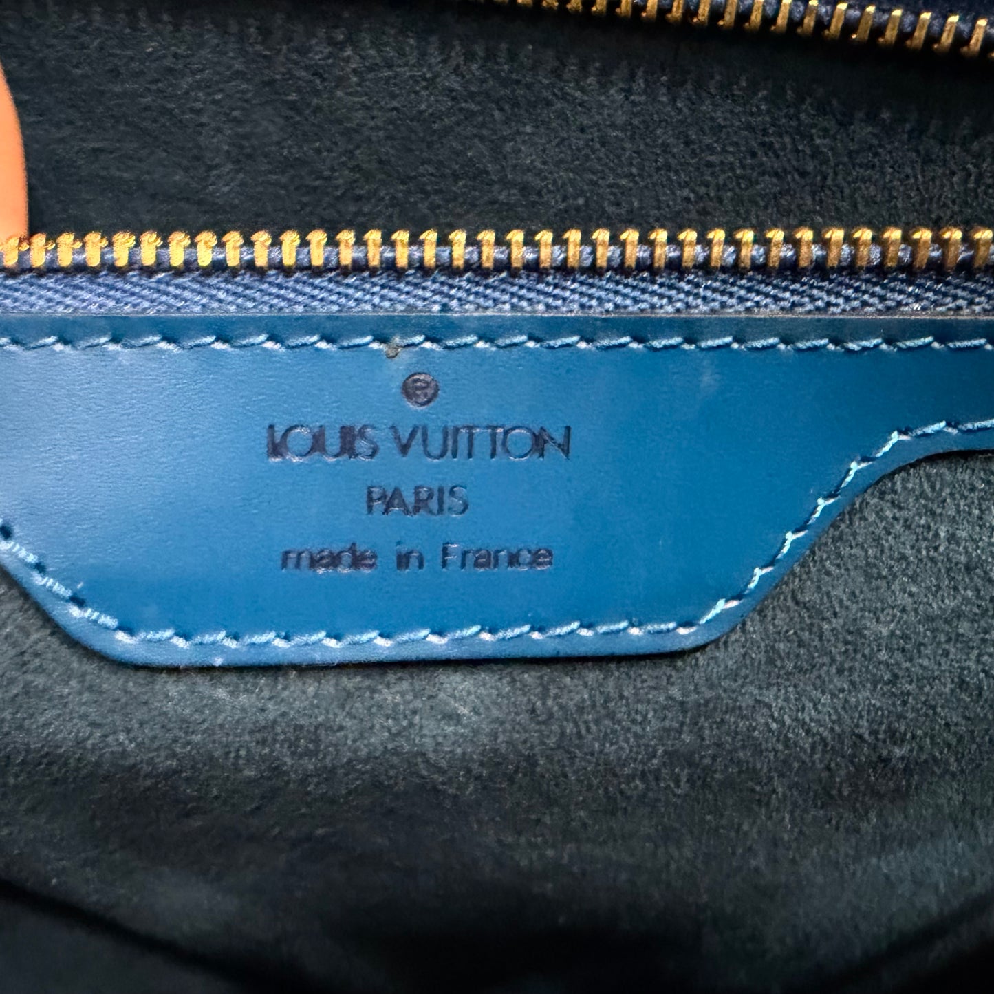 #8248 LOUIS VUITTON Epi Leather St Jacques GM