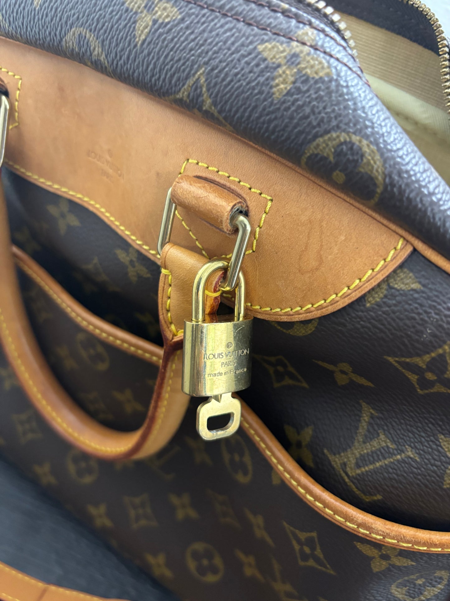 #223 LOUIS VUITTON Deauville