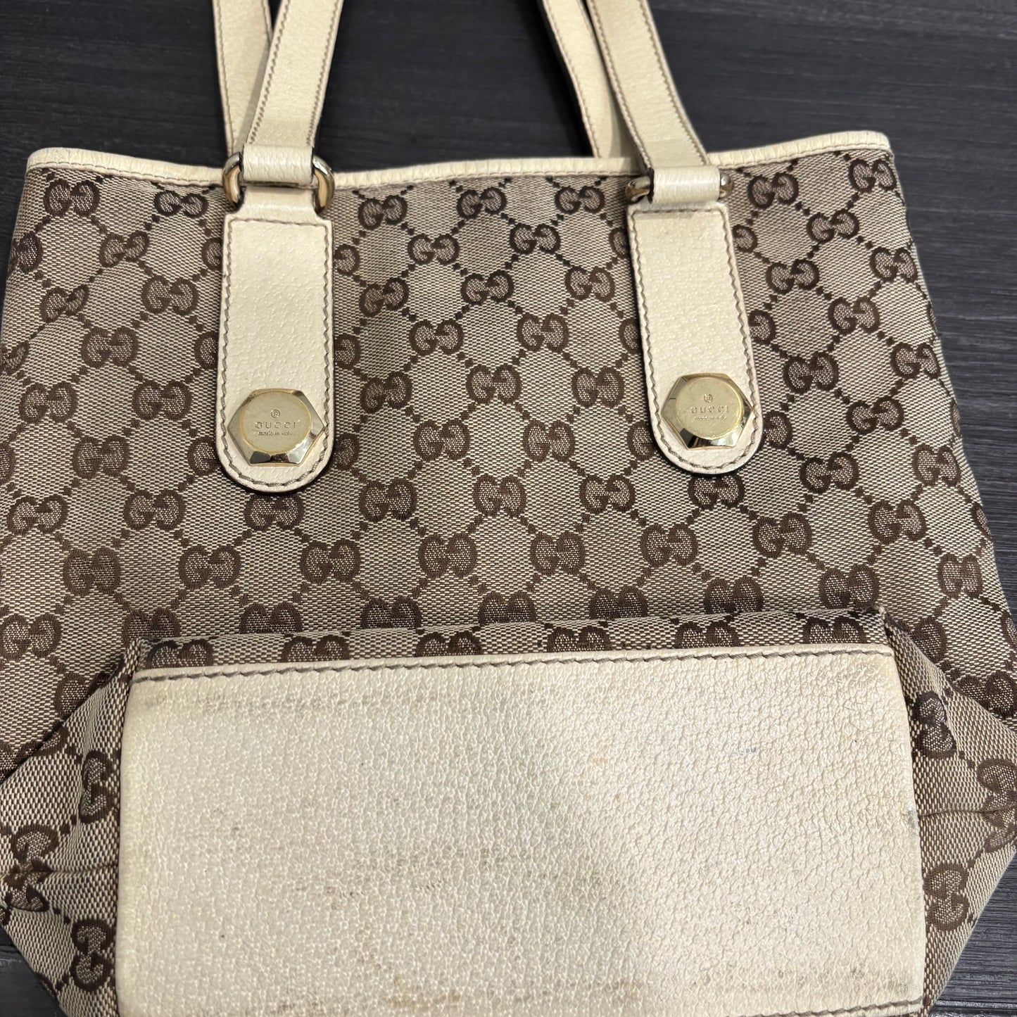 8873 GUCCI GG Canvas Charmy Tote