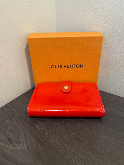 SOLD! 5 Piece Louis Vuitton Vernis Wallet Set