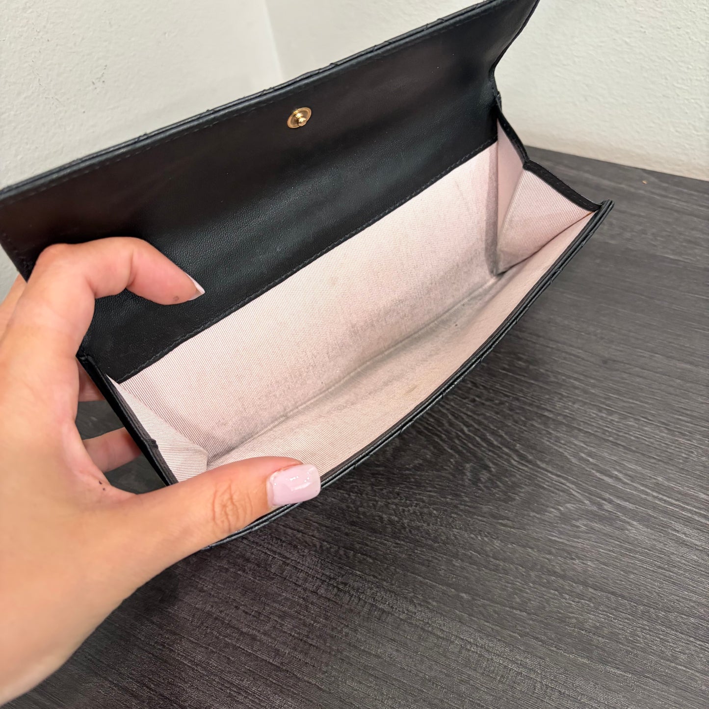 #3229 CHANEL Black Micro Quilt Wallet