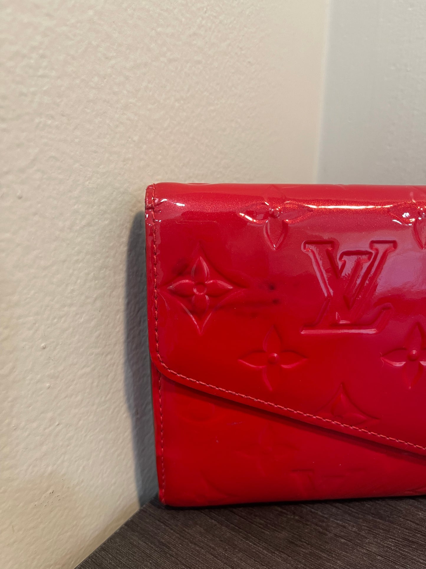 SOLD! 5 Piece Louis Vuitton Vernis Wallet Set