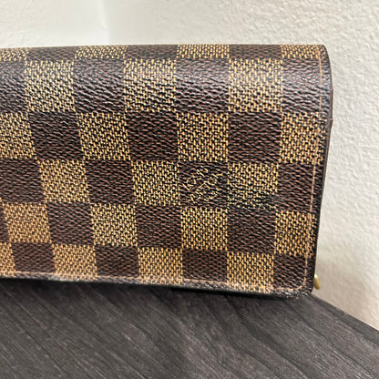 SOLD! Louis Vuitton Wallet