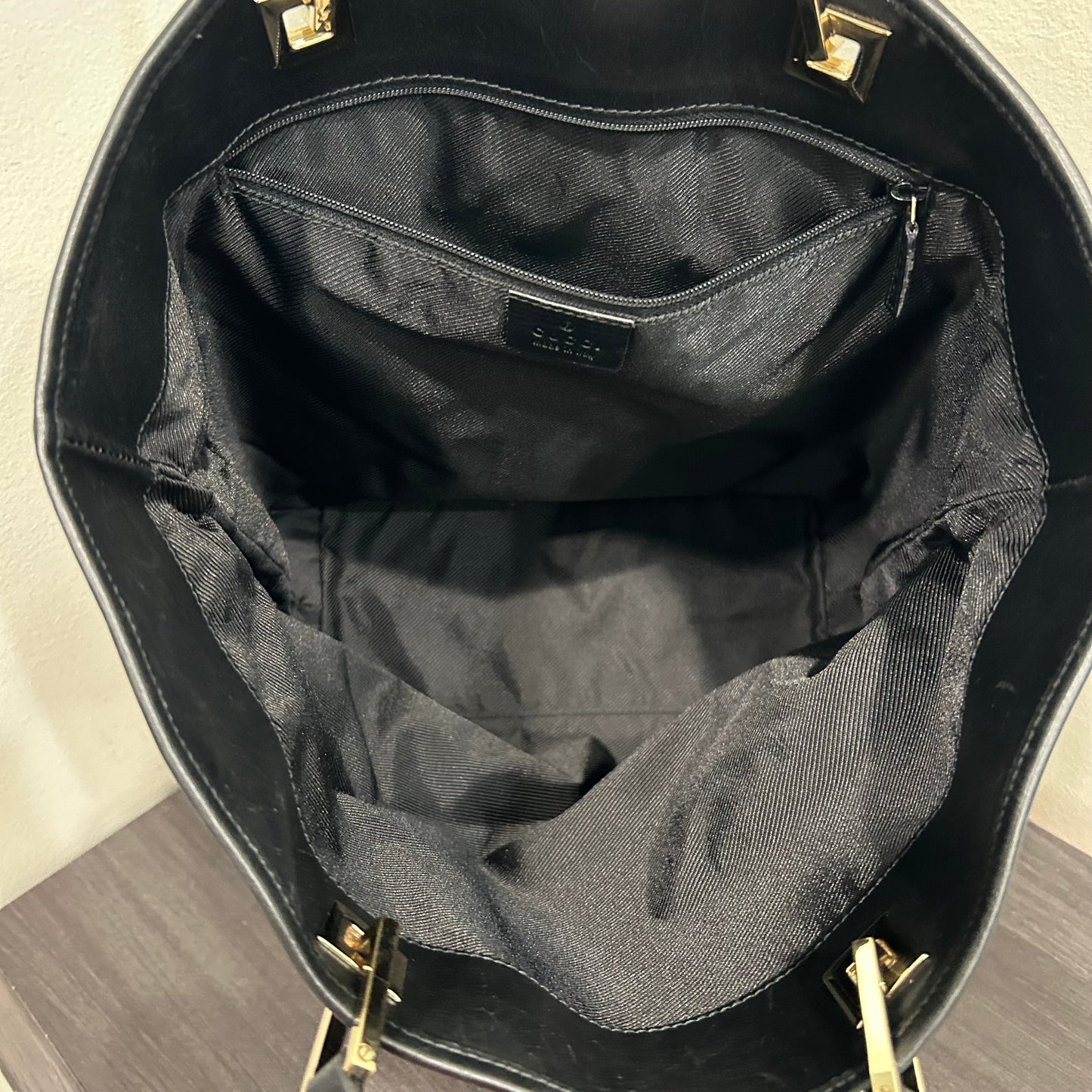 1062 GUCCI Canvas Bucket Tote