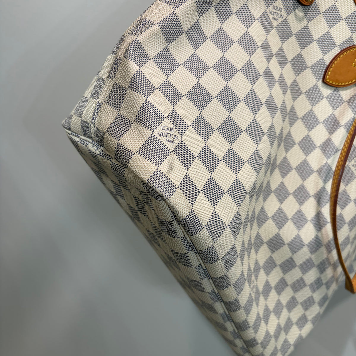 LOUIS VUITTON Damier Azur Neverfull MM