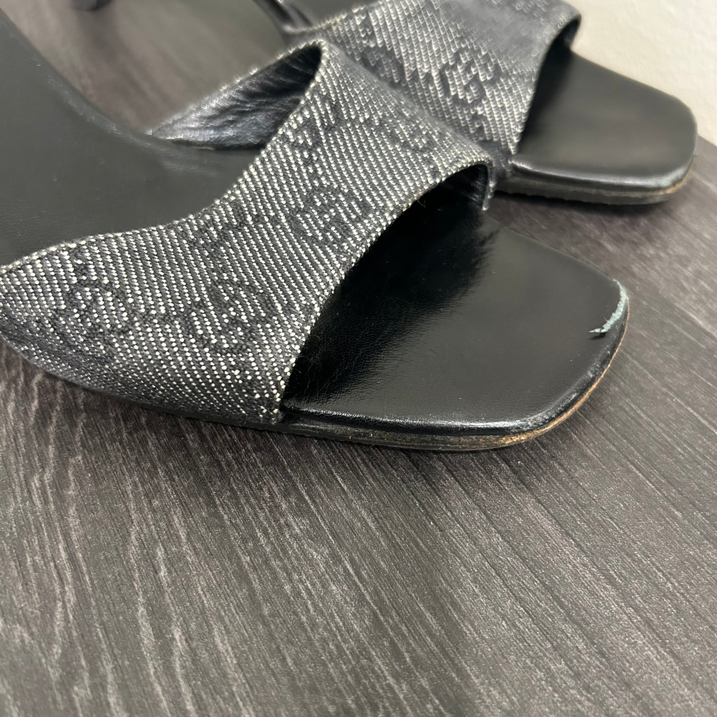 CLEARANCE Gucci Shoes 36.5EU