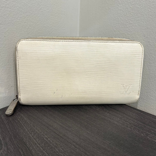 SOLD! Louis Vuitton Epi Zip Wallet