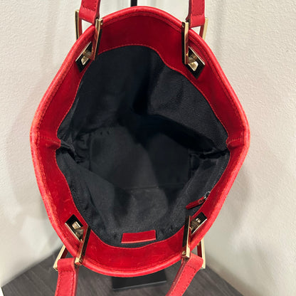 1056 GUCCI Canvas Bucket Tote