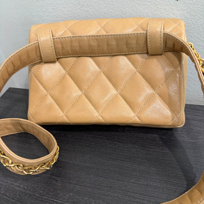 #1103 CHANEL Vintage Beige Lambskin Belt Bag