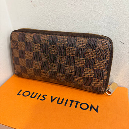#1101-14 LOUIS VUITTON Damier Ebene Zip Wallet